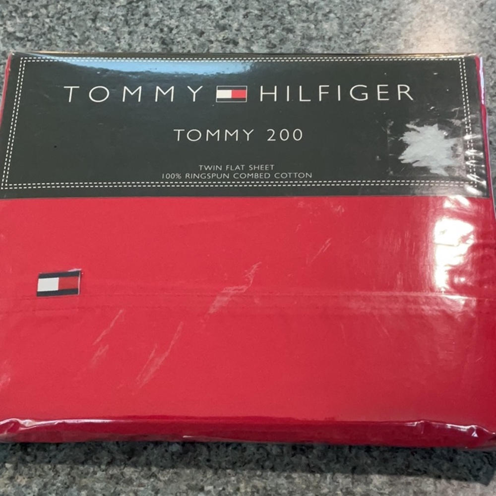 Tommy Hilfiger  Tommy 200 twin flat sheet
